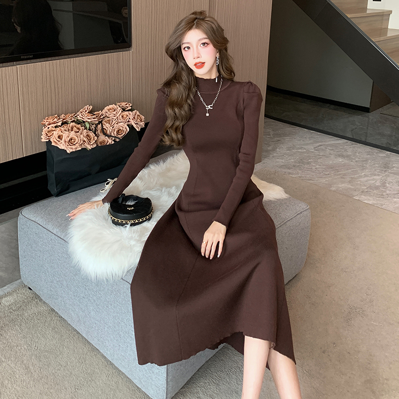 法式半高領打底針織連衣裙女秋冬配大衣收腰顯瘦毛衣裙氣質長裙