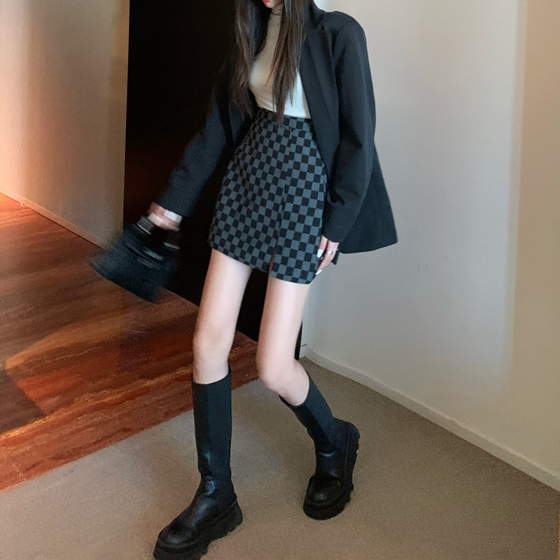 Real shot of Korean style checkerboard A-line skirt for women with slit skirt for women with A-line short skirt suit and hip skirt