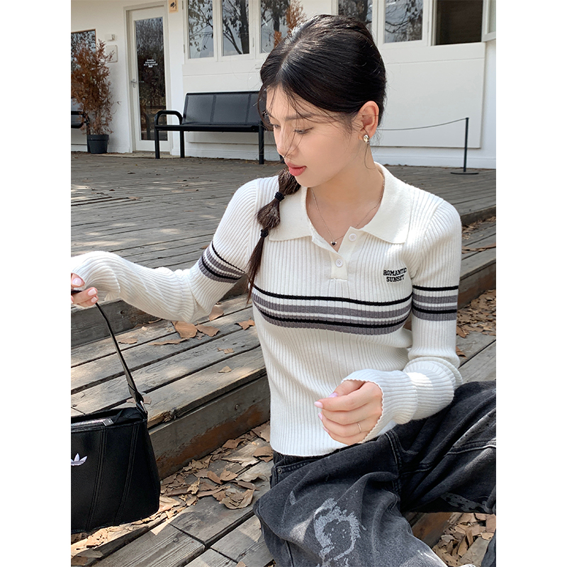 Actual shot of the new Korean Maillard striped lapel pullover, versatile slimming long-sleeved wool sweater for women
