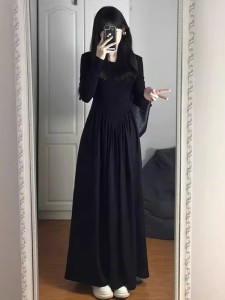 RM24440#黑色长袖法式打底连衣裙女芭蕾气质高级感清冷系冷淡系早秋款梨型