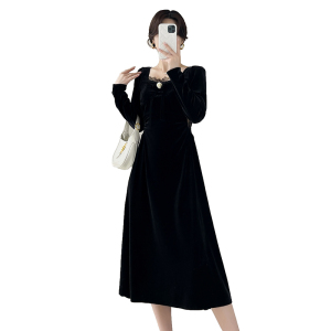 TR58288# 秋冬新款方口领蕾丝拼接镂空丝绒连衣裙气质名媛小黑裙 服装批发女装批发服饰货源