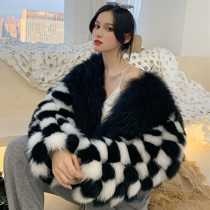 Internet celebrity new black and white checkerboard fox fur coat short fashion color matching fur mink coat splicing