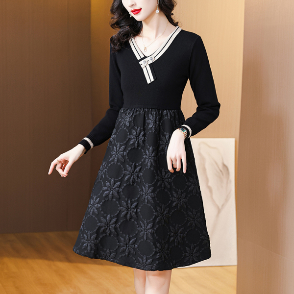 RM24470#针织连衣裙法式高级感赫本风高端轻奢黑色提花裙子
