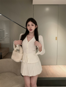 RM24998#韩系气质针织衫收腰百褶短裙针织两件套