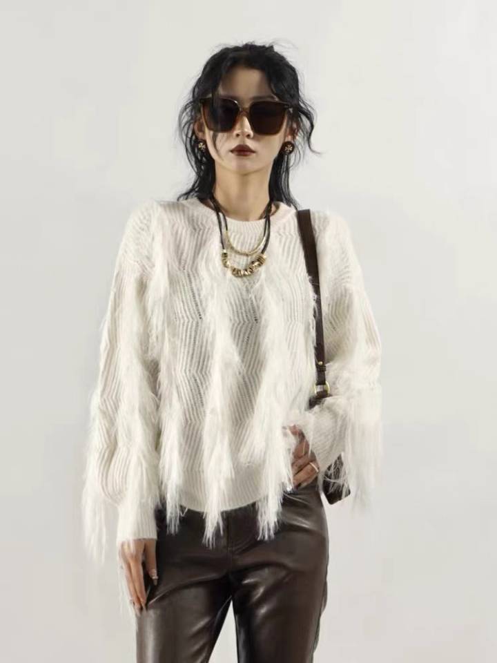 秋季新款设计感小众韩版减龄百搭毛毛流苏拼接圆领长袖毛衣女