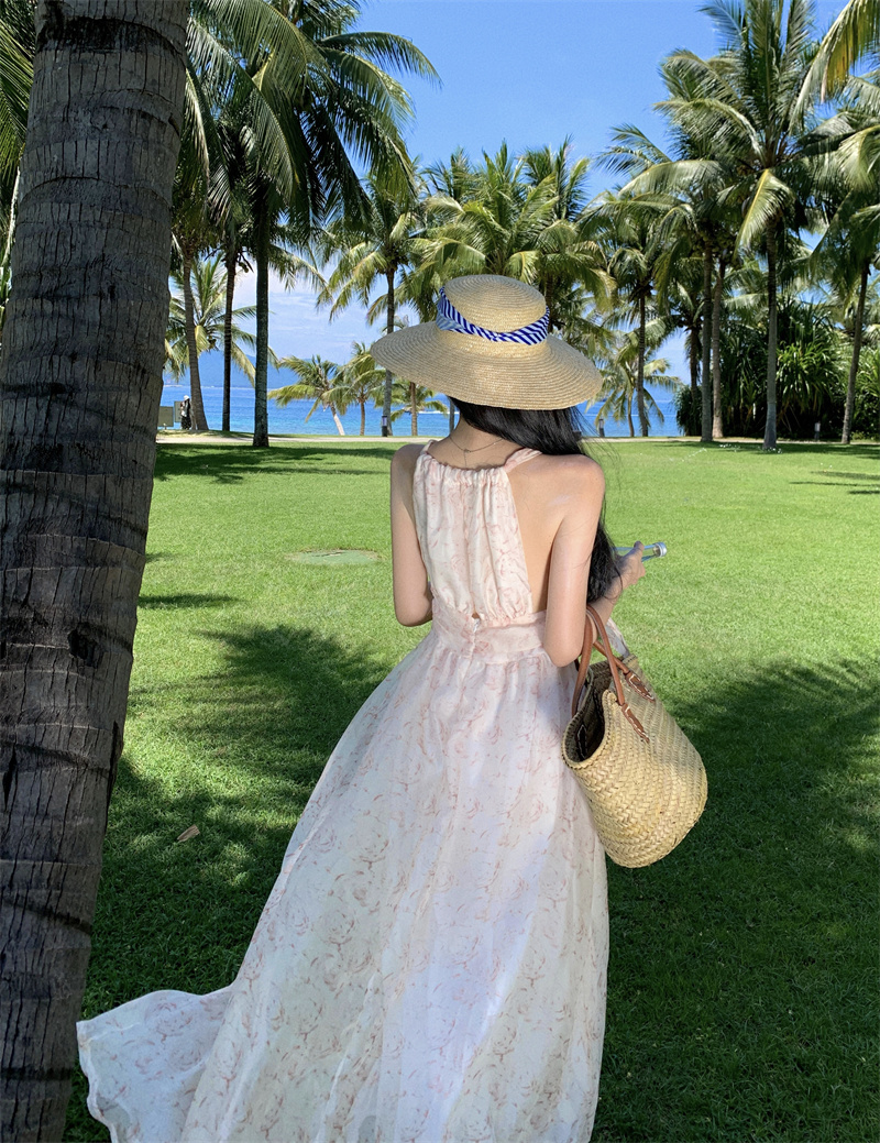 法式掛脖綁帶飄逸無袖削肩碎花海邊浪漫度假連衣裙長裙