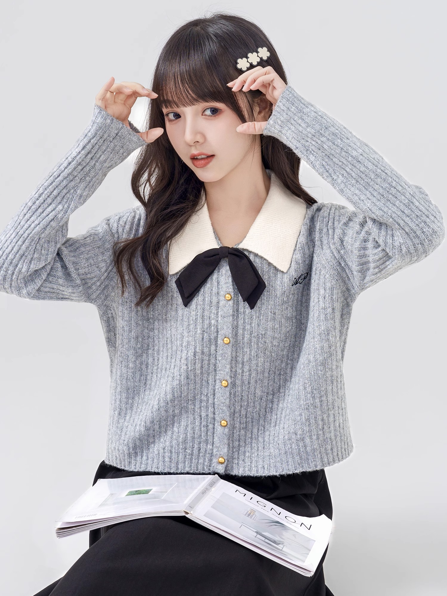 Bokaqi  autumn and winter new lapel bow knitted cardigan women's college style niche contrast color short sweater