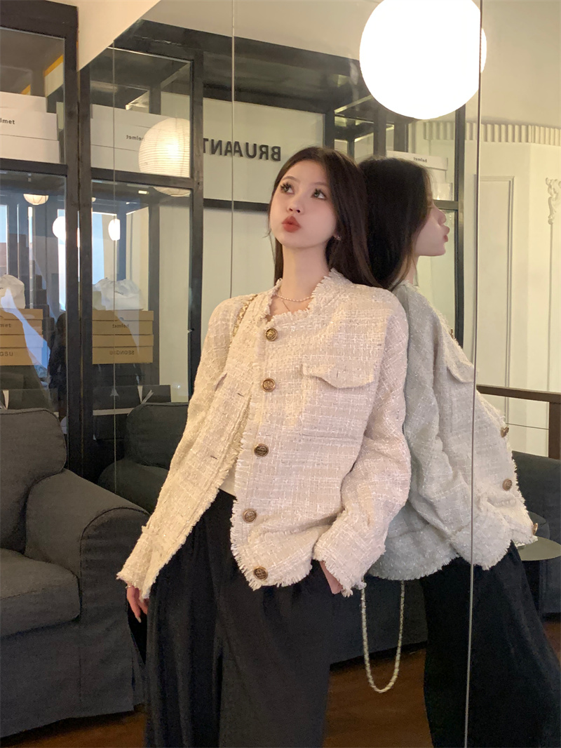 Actual shot ~ Xiaoxiang style jacket for women, thickened quilted, French style, high-end sense top for ladies with little French temperament