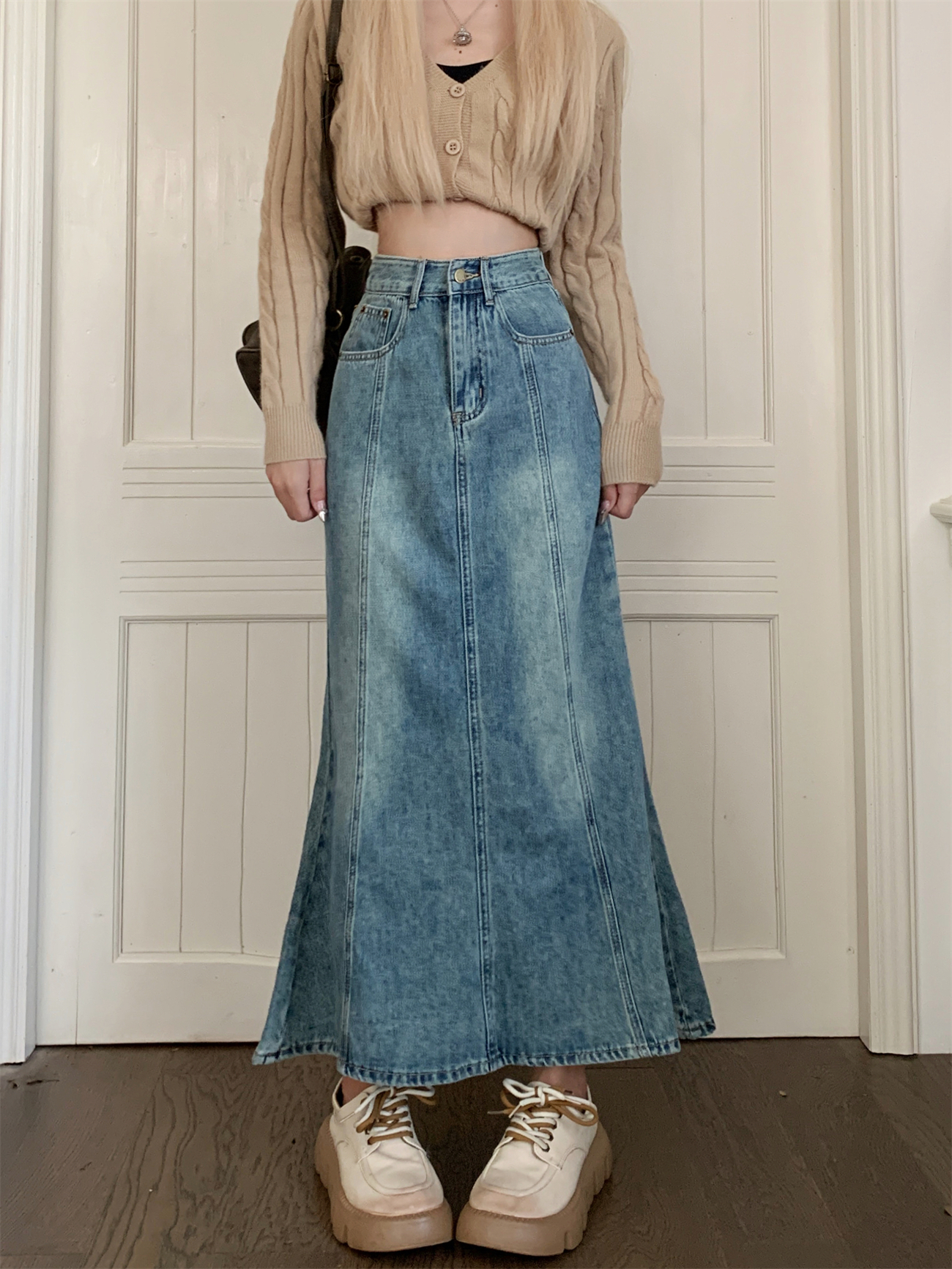 Real shot~Autumn new slimming high-waisted fishtail denim skirt retro light color hip-covering mid-length skirt