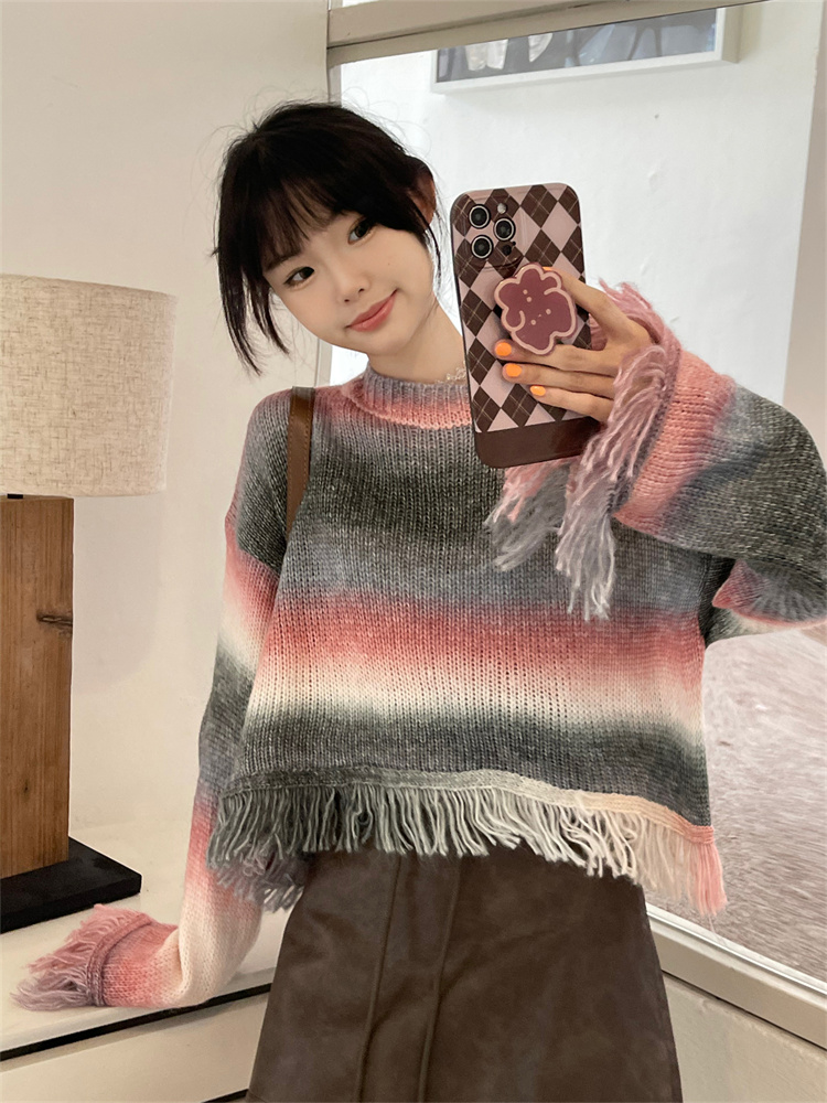 Real shot of pink tie-dye gradient pullover tassel sweater coat autumn and winter round neck lazy knitted top