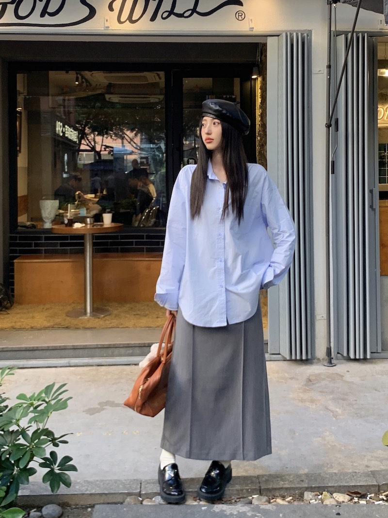 实拍～韩系秋季氛围感宽松阔型蓝色衬衫+灰色长裙套装