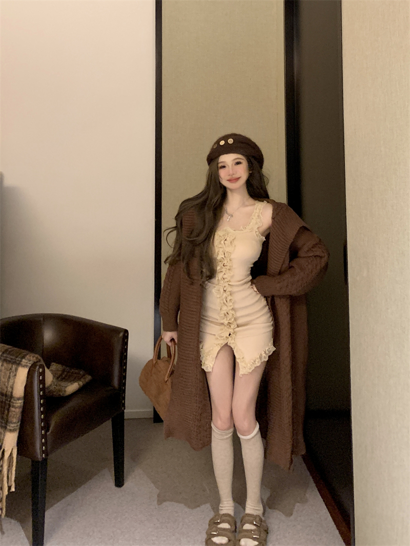 Actual shot of Maillard's lazy style soft waxy twist long sweater jacket + inner lace suspender skirt