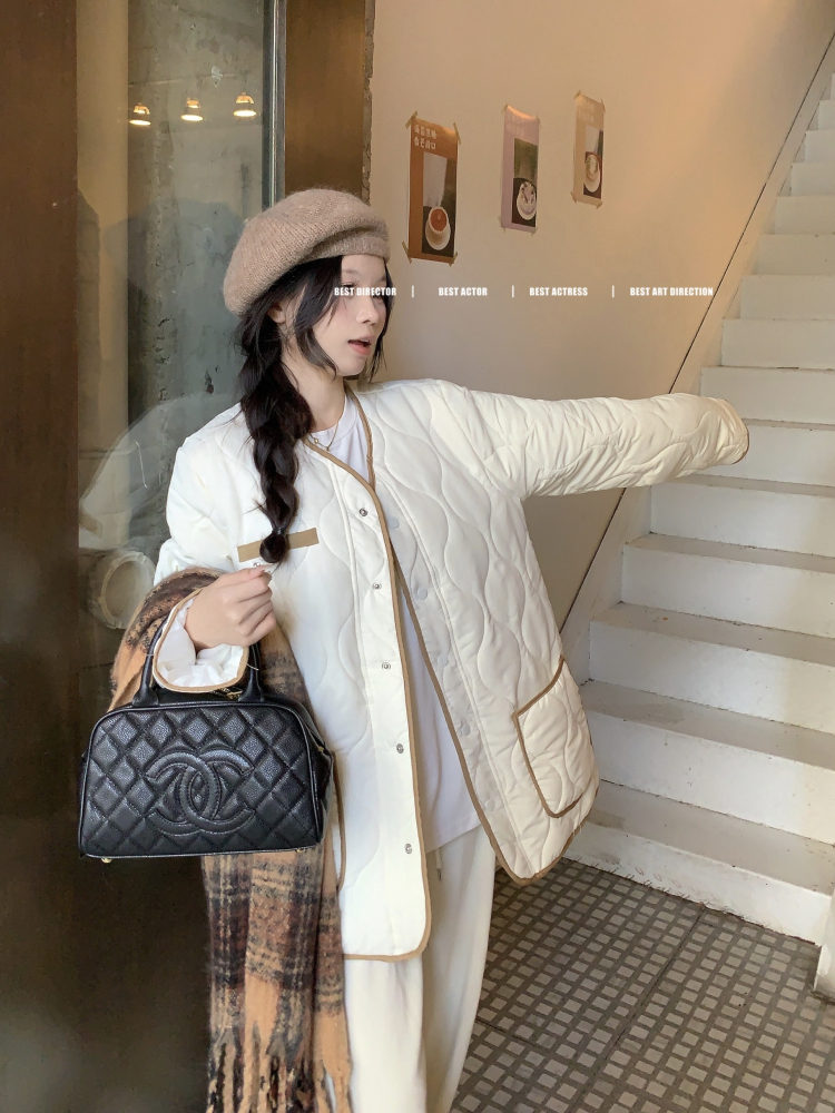 Actual shot of two-color rhombus lightweight cotton jacket for women in winter, single-breasted loose casual jacket + plaid scarf