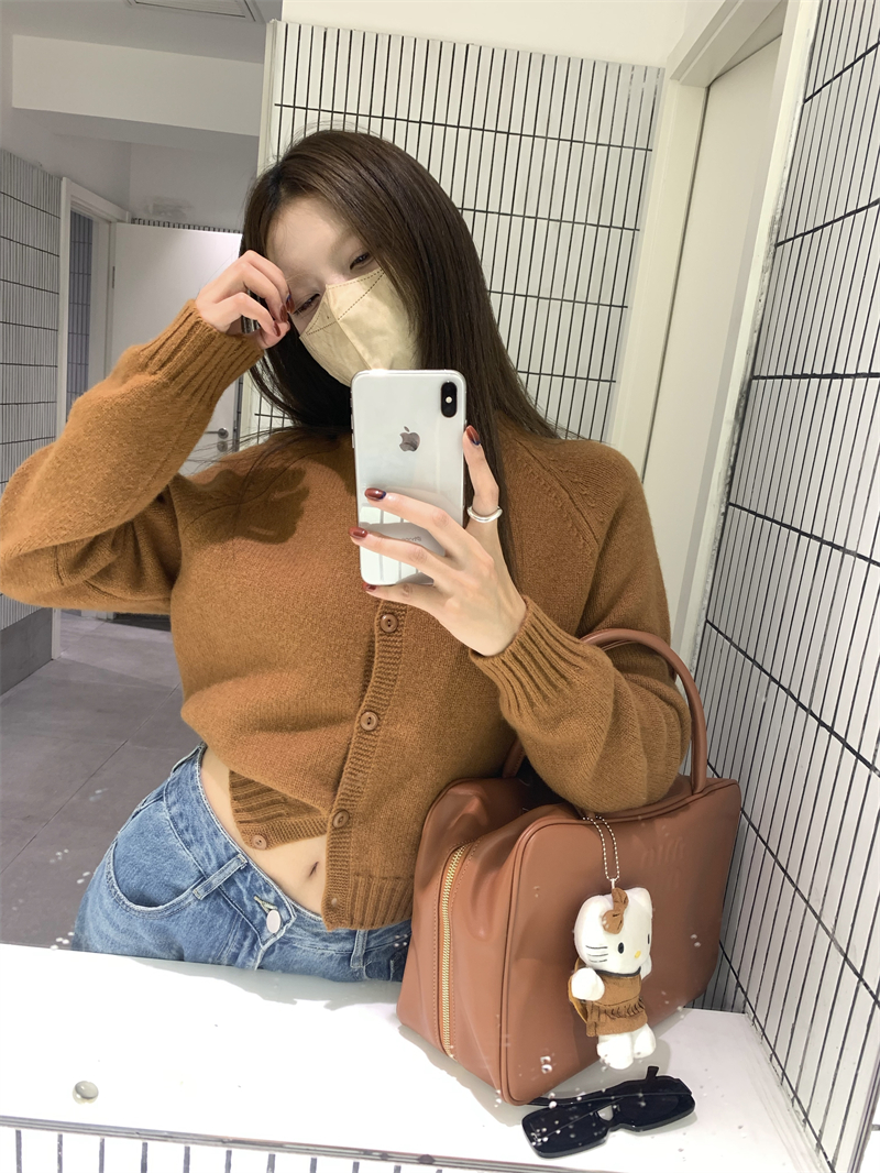 Real shot Autumn new solid color casual Korean style versatile knitted button cardigan sweater top