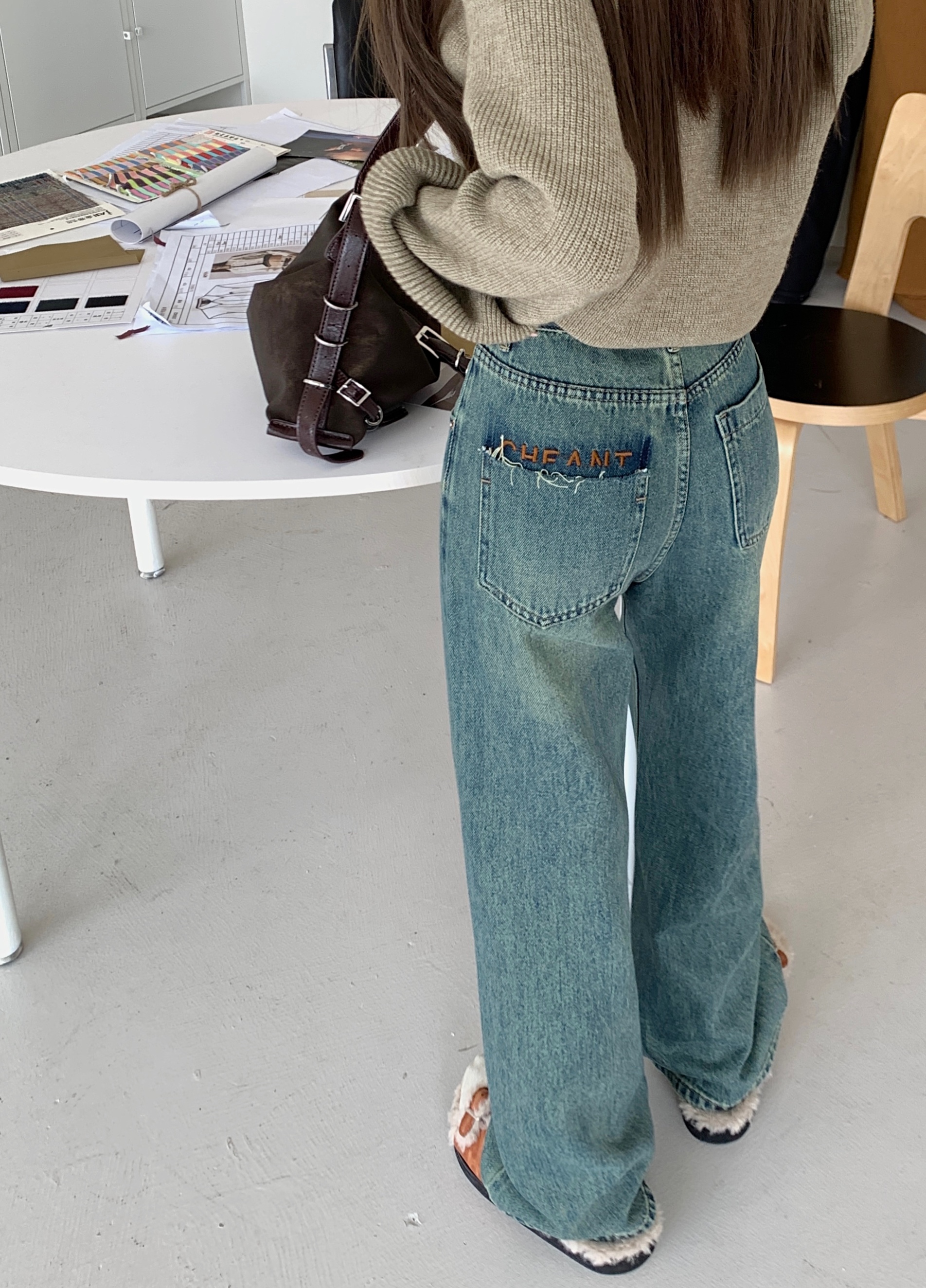 Actual shot~New washed retro blue distressed jeans for women with pocket embroidery loose wide-leg straight pants