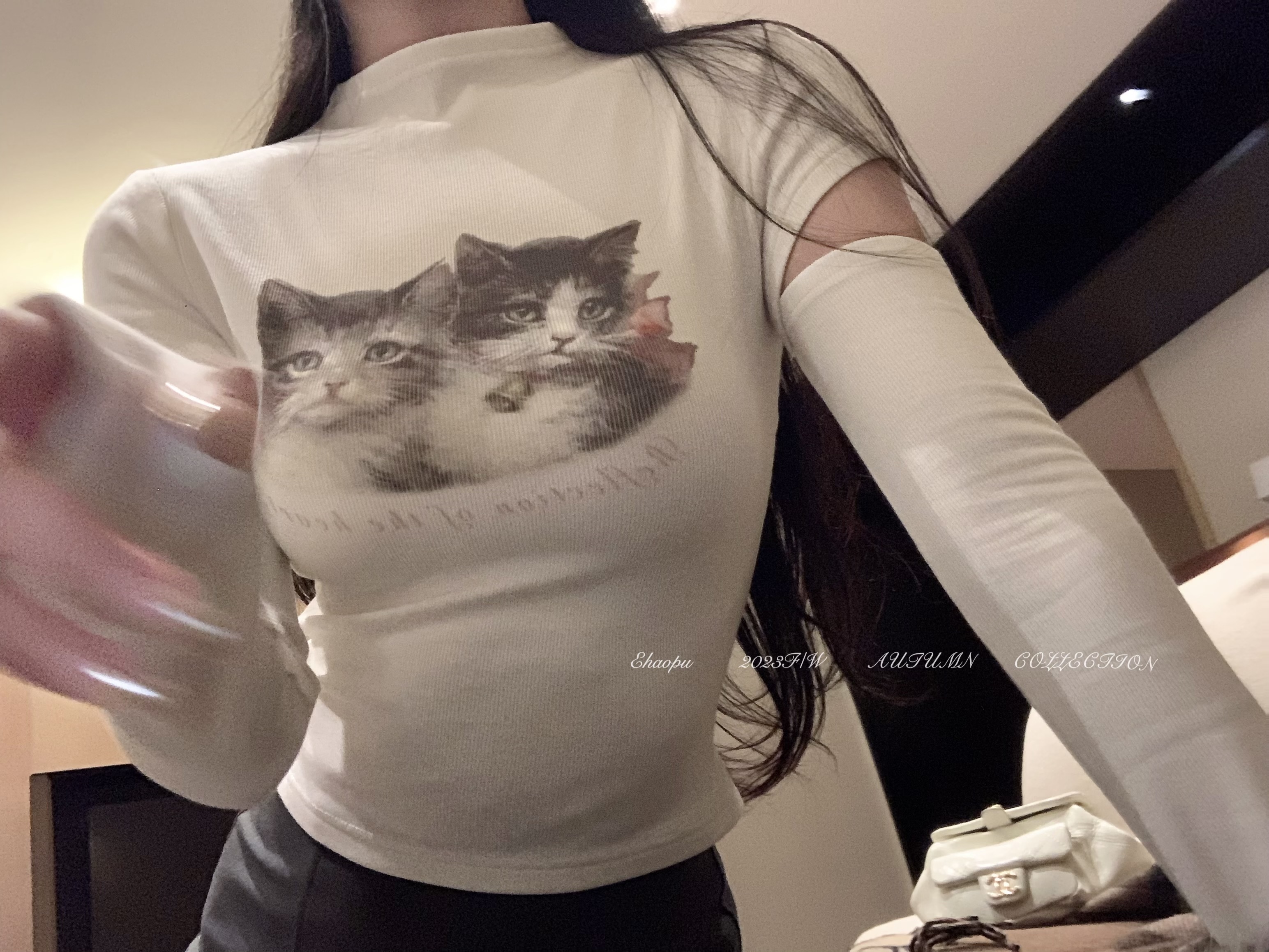 Actual shot Meow Report Printed half turtleneck long-sleeved top design hollow sleeve T-shirt
