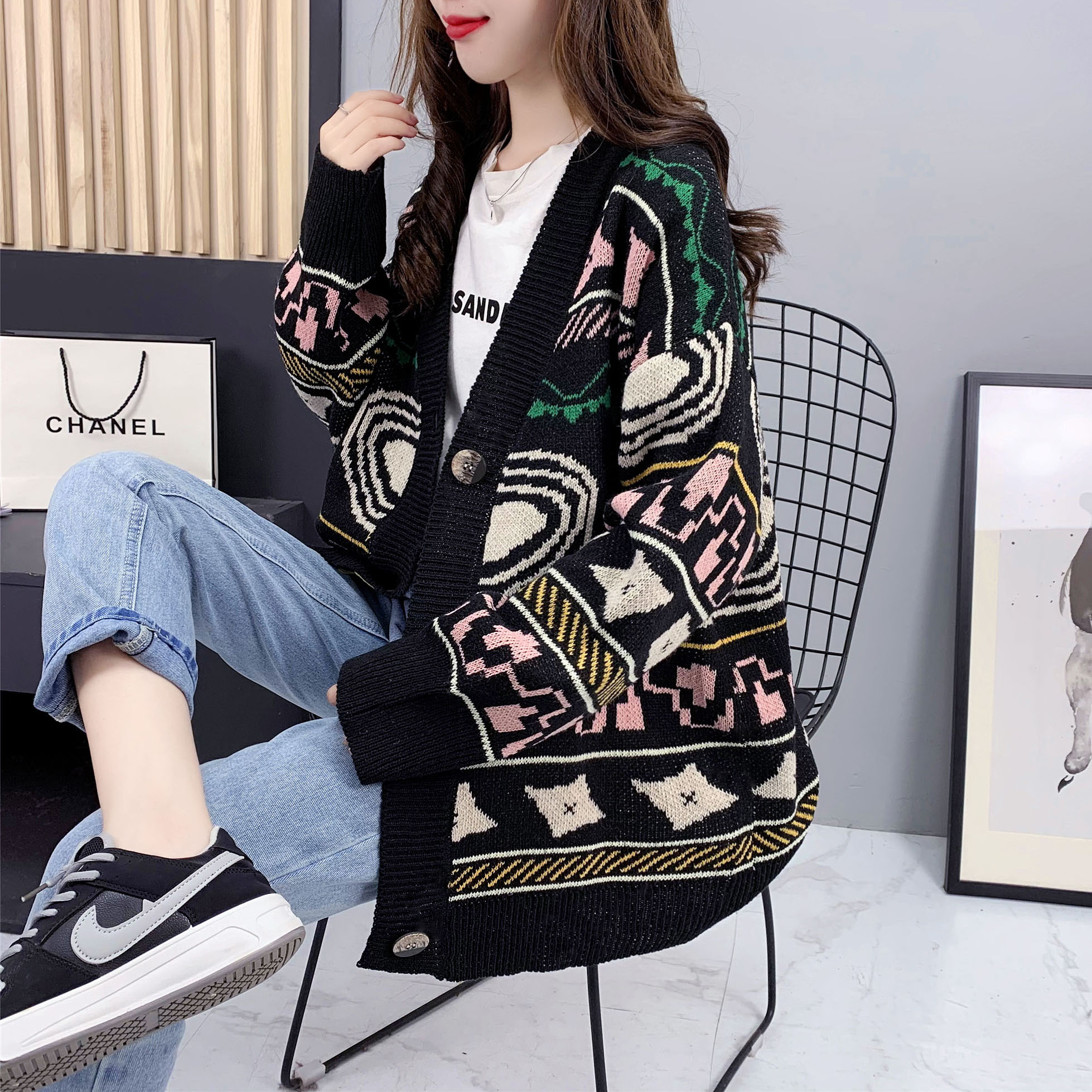 Retro jacquard knitted cardigan women's spring new style lazy sweater jacket spring and autumn loose outer wear trend