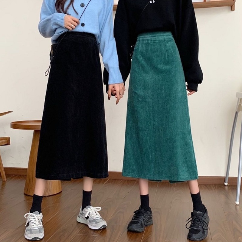 Autumn and winter 2023 new solid color corduroy skirt for women