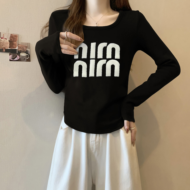 Actual shot of 2024 spring new fat mm versatile slim fit thickened warm letter printed slimming bottoming T-shirt top
