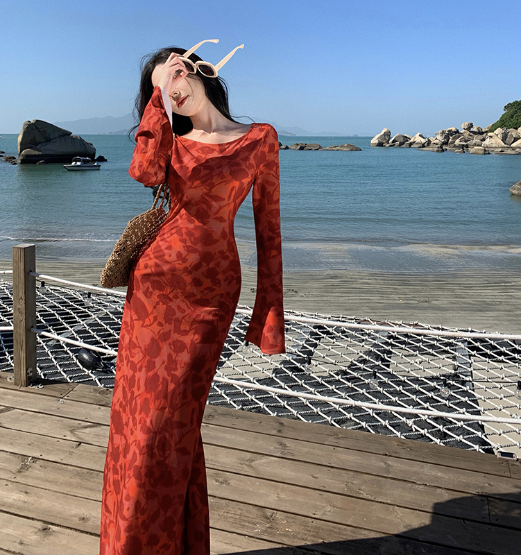 摩洛哥玫瑰印花長袖連衣裙女2023秋季新款修身顯瘦慵懶風度假長裙