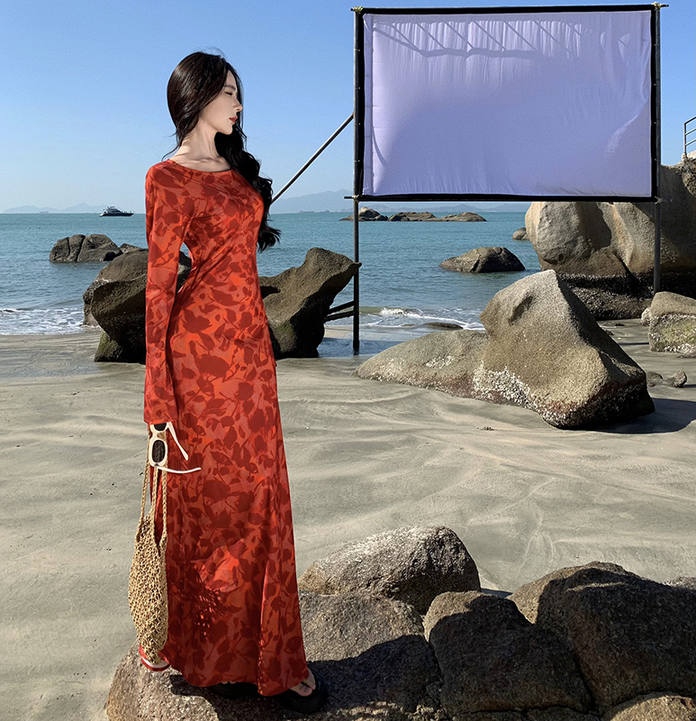 摩洛哥玫瑰印花長袖連衣裙女2023秋季新款修身顯瘦慵懶風度假長裙