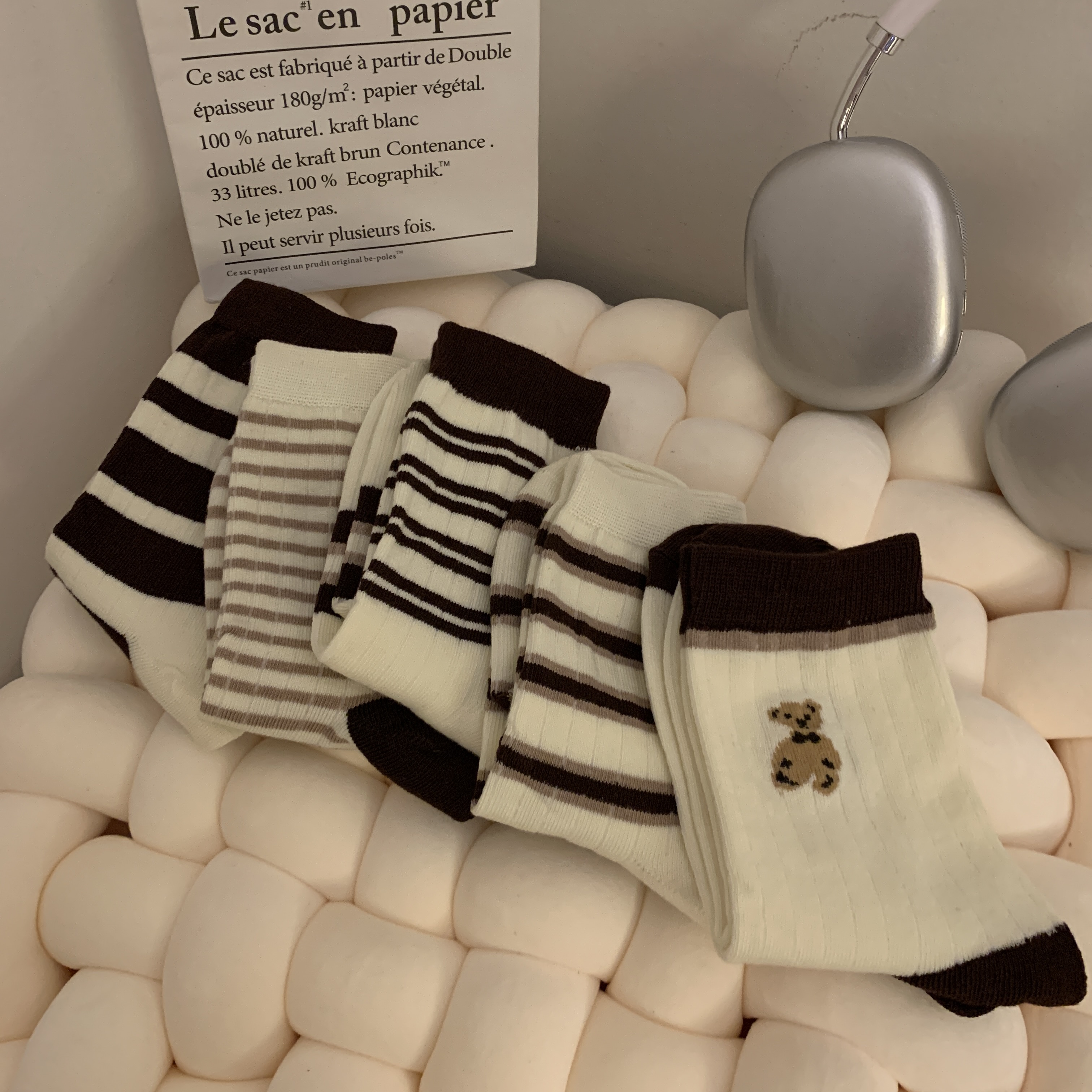 Actual shot of versatile striped bear mid-calf socks, thickened autumn and winter warm college style pile socks, 5 pairs