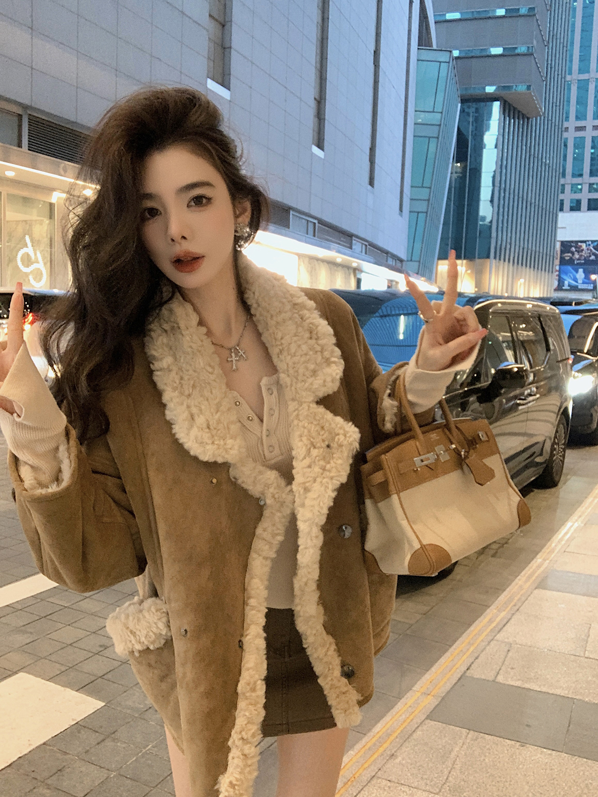 Qiu Rouyao new winter retro loose cotton lapel thickened warm plush composite suede jacket for women