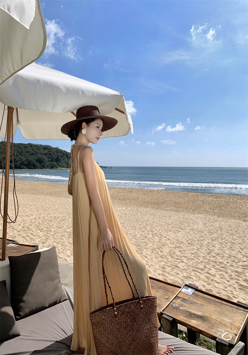 夏季復古海邊度假風串珠吊帶連衣裙慵懶休閑寬松長裙純色