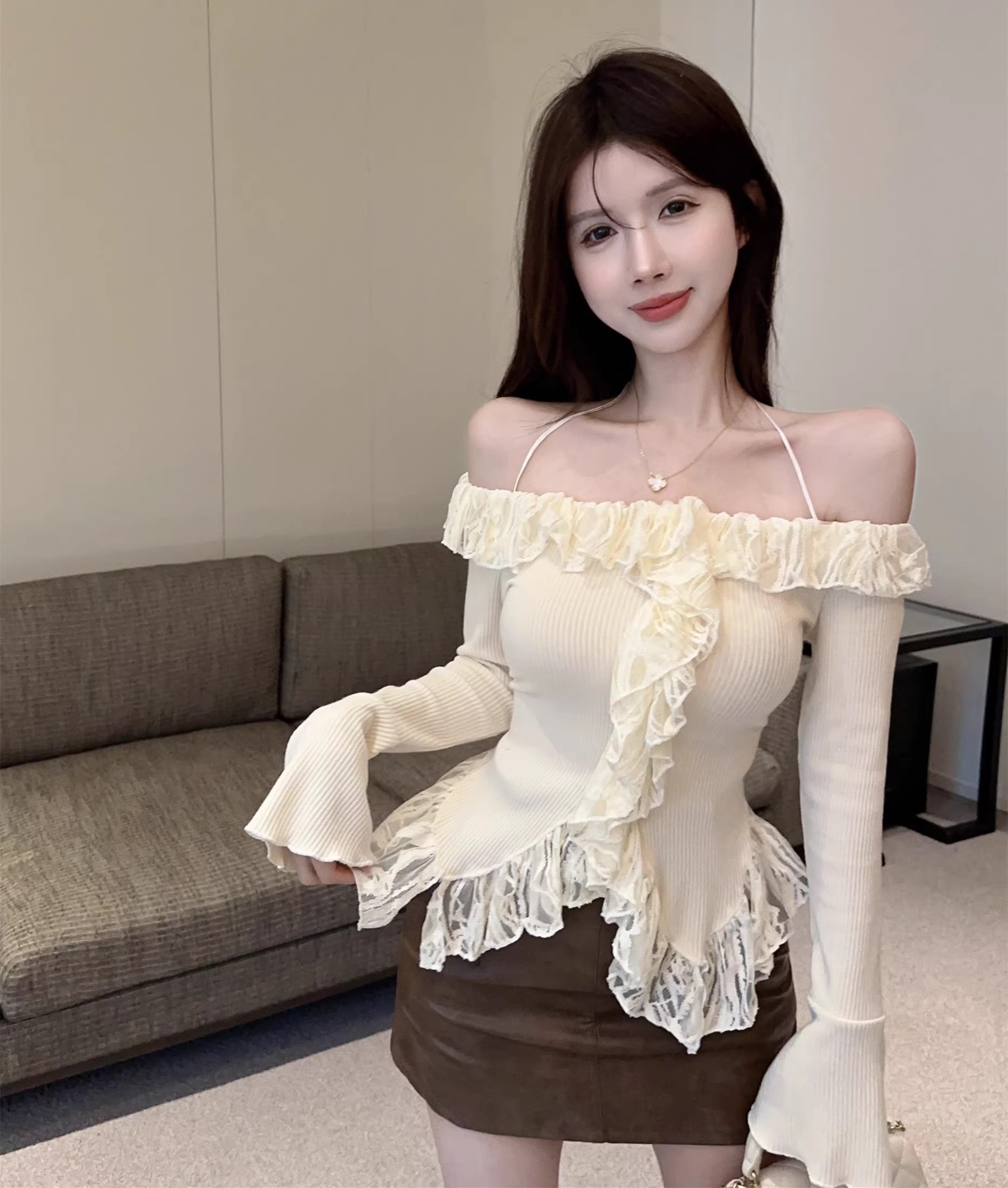 Lace ruffled one-shoulder long-sleeved sweater for women in autumn and winter pure lust style sexy halter top slim sweater