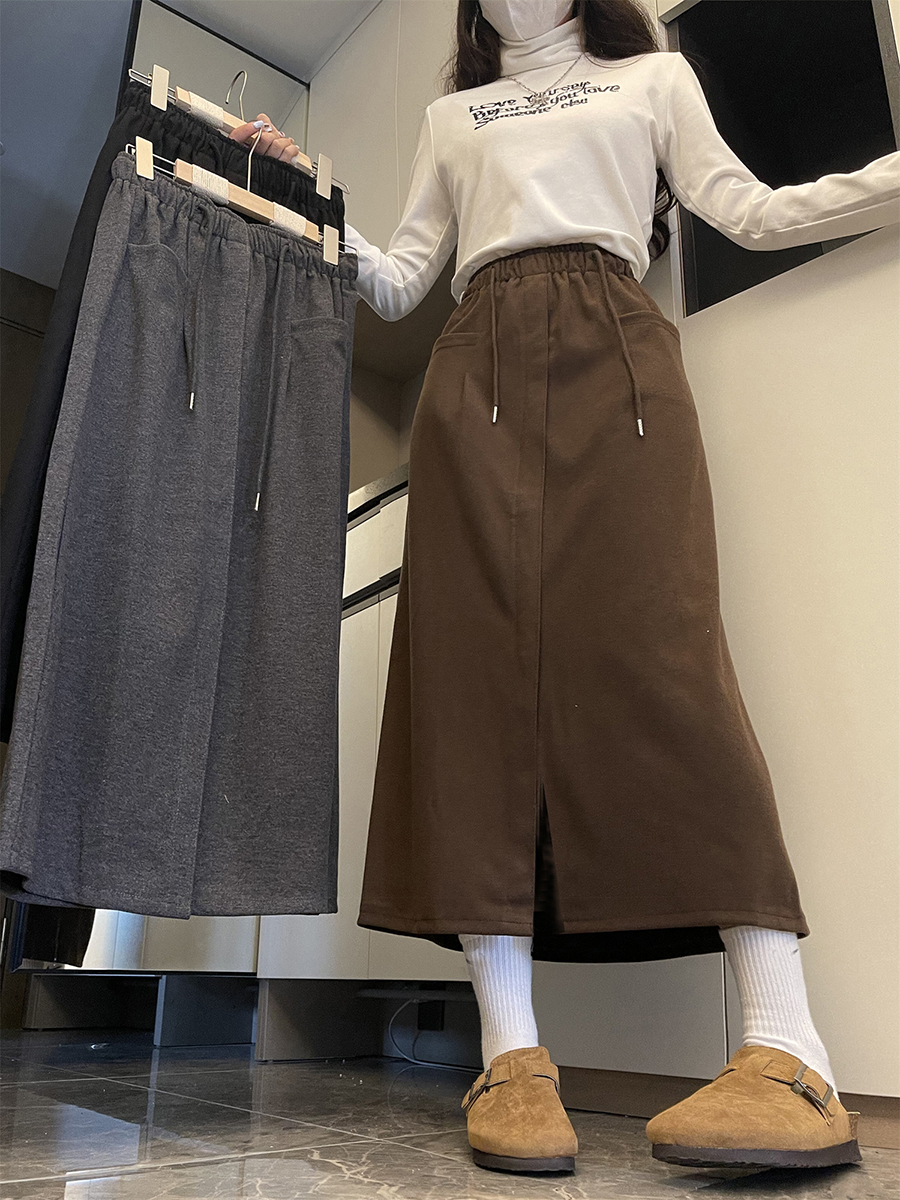 Actual shot of woolen skirt for women in autumn and winter mid-length high-waisted A-line slit casual temperament long skirt