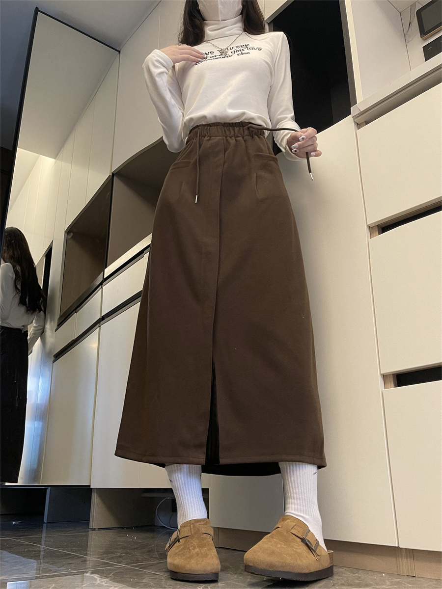 Actual shot of woolen skirt for women in autumn and winter mid-length high-waisted A-line slit casual temperament long skirt