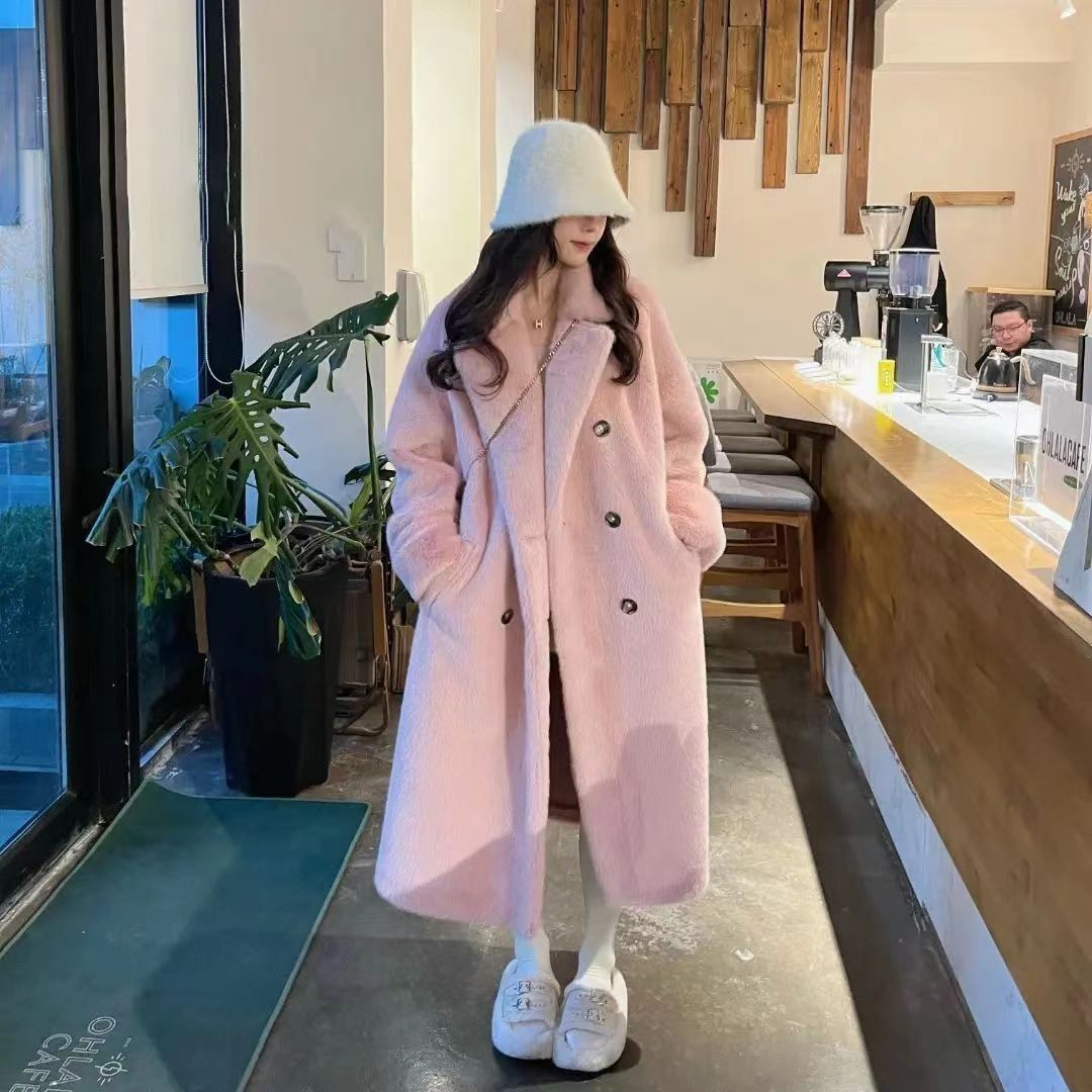  Winter New Winter Gold Mink Fur Coat Loose, Warm and Slim Long Furry Cold-Resistant Coat for Women