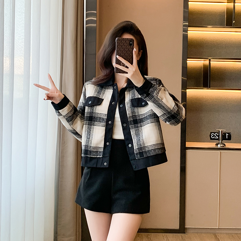 2024 spring simple casual loose H-shaped regular long-sleeved single-breasted short coat fashionable and versatile
