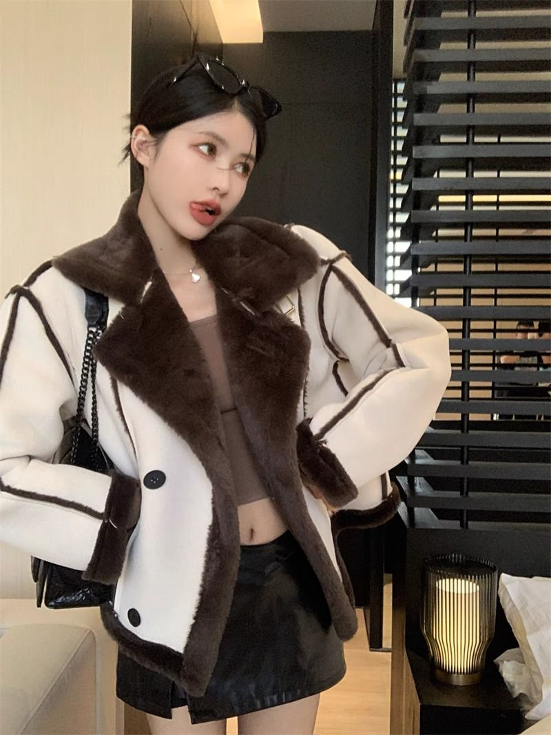 Imitation lamb wool coat for women winter 2023 new style plus velvet and thickened fur integrated design loose long-sleeved top