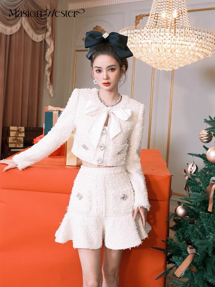 ZLY高定秋季新款女装奶白色小香风短上衣+高腰半裙甜美时尚套装