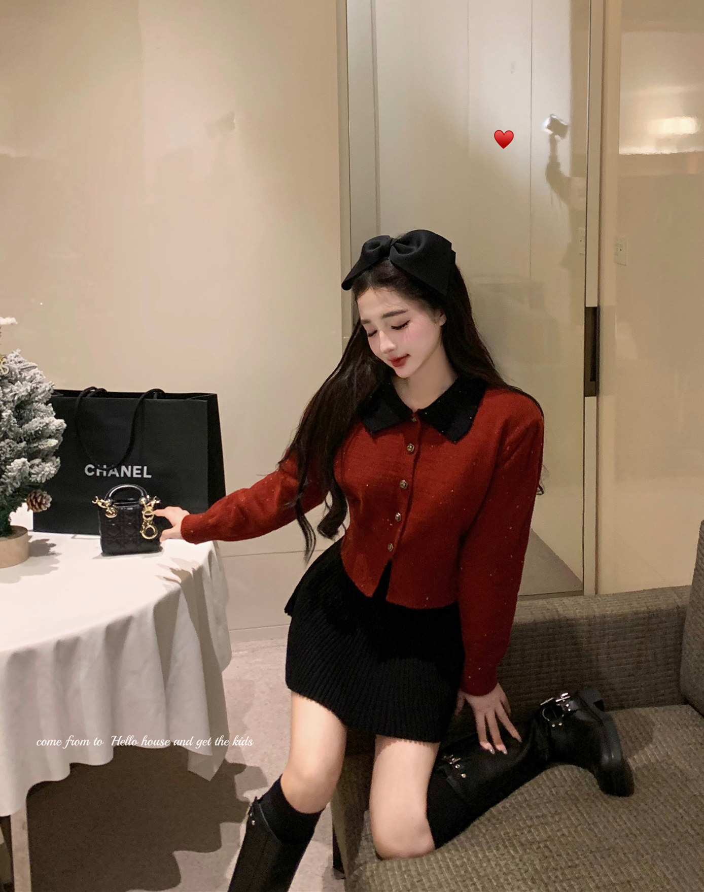 Actual shot~Autumn and winter Korean style contrasting bright silk Christmas atmosphere arctic velvet knitted sweater cardigan jacket for women