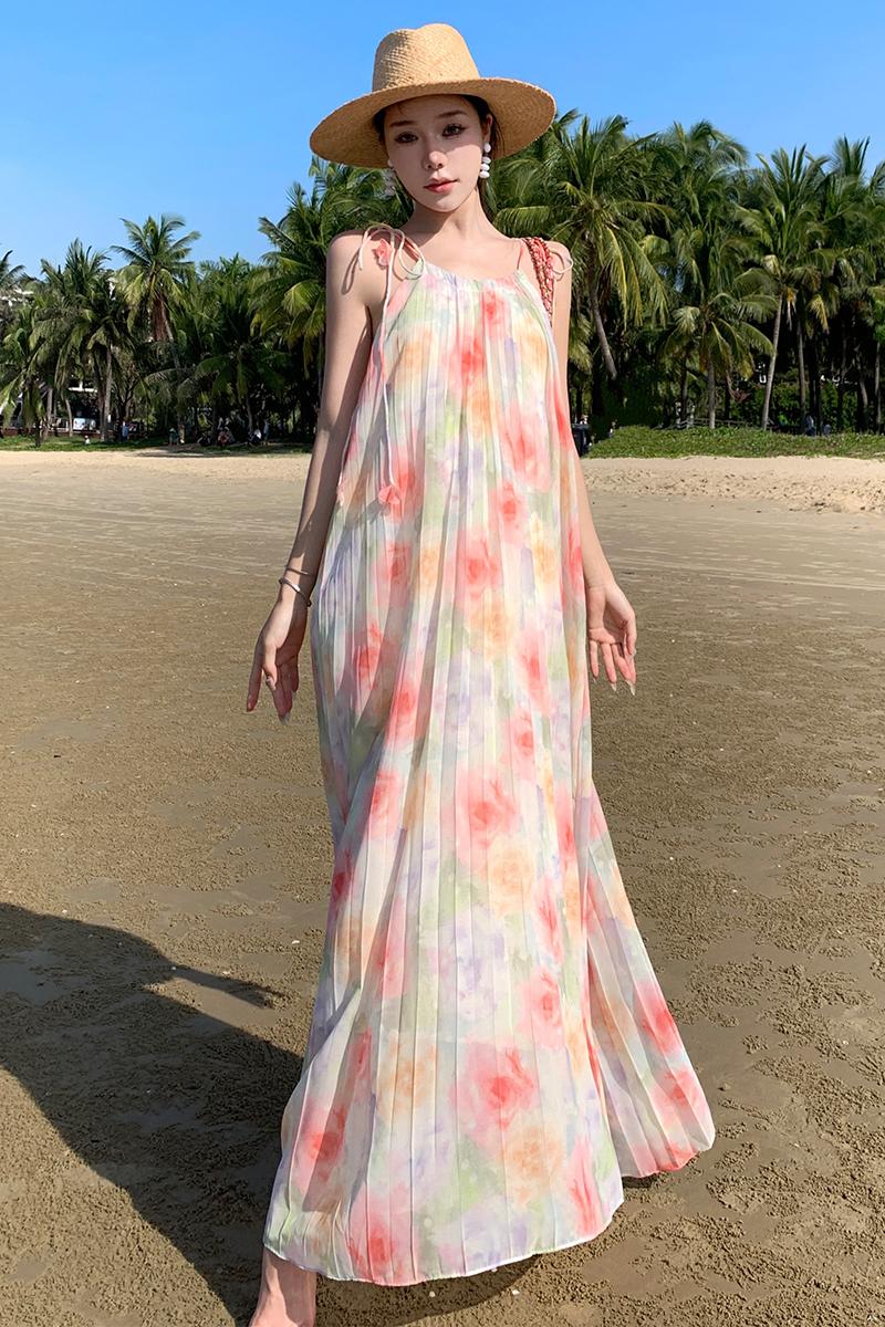 實拍高級感碎花連衣裙女夏季寬松氣質 度假吊帶長裙