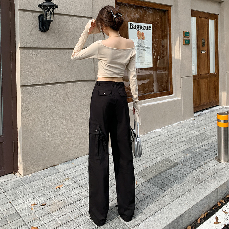 Actual shot of 2024 early spring American street hot girl overalls, loose wide-leg multi-pocket casual pants, fashionable and versatile