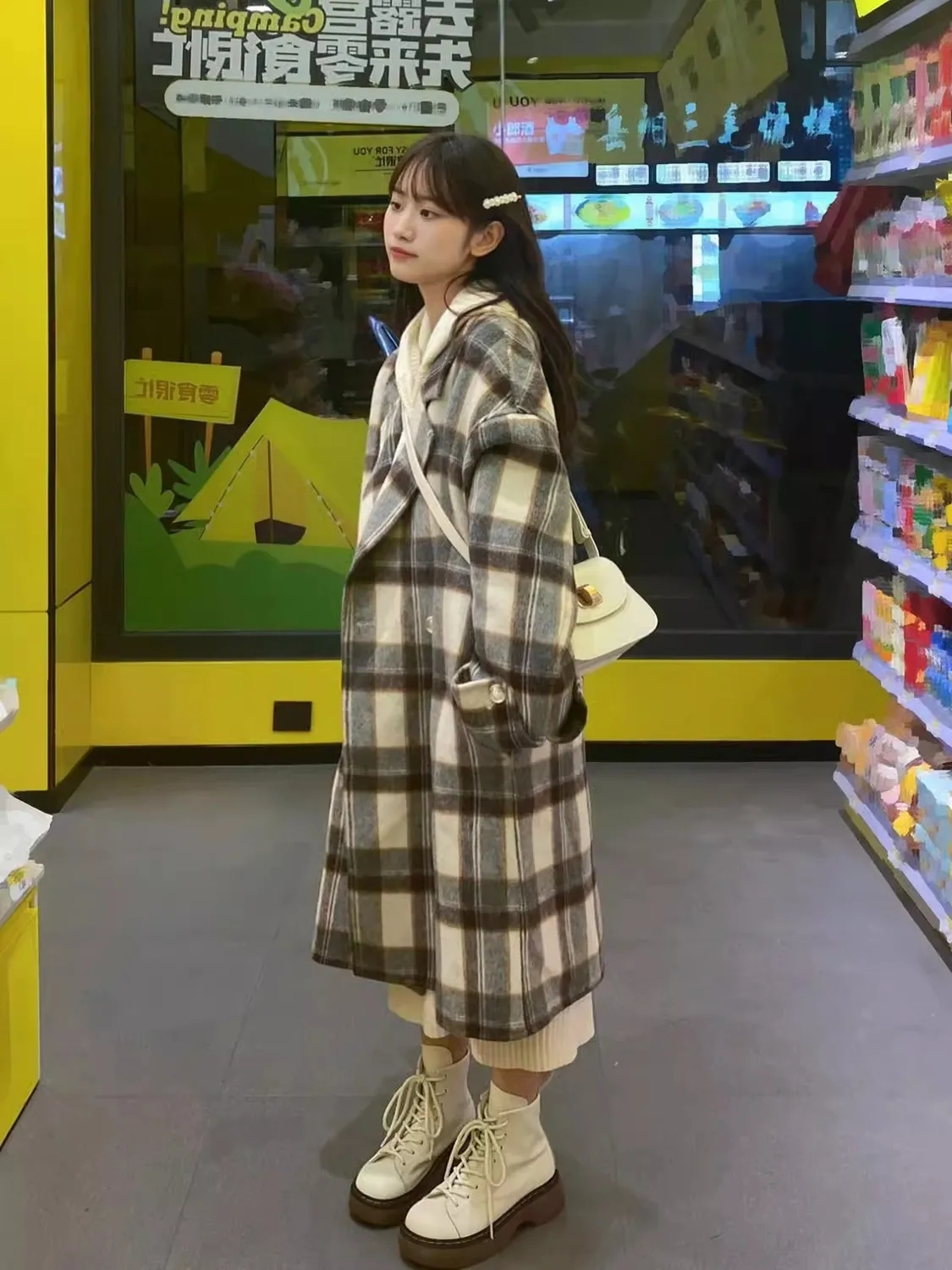 Plaid woolen coat for women in autumn and winter new style British style high-end small medium-length woolen coat