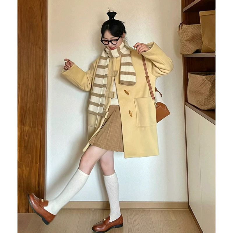 Horn button woolen coat women's autumn and winter high-end woolen coat new style small thickening popular this year
