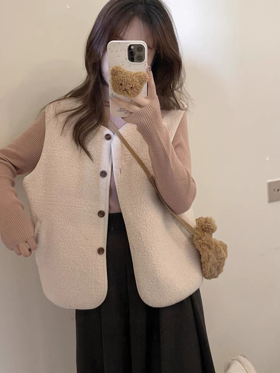 New autumn and winter products, loose, casual, versatile, slimming and temperament vest, cute girly lamb wool vest, coat vest
