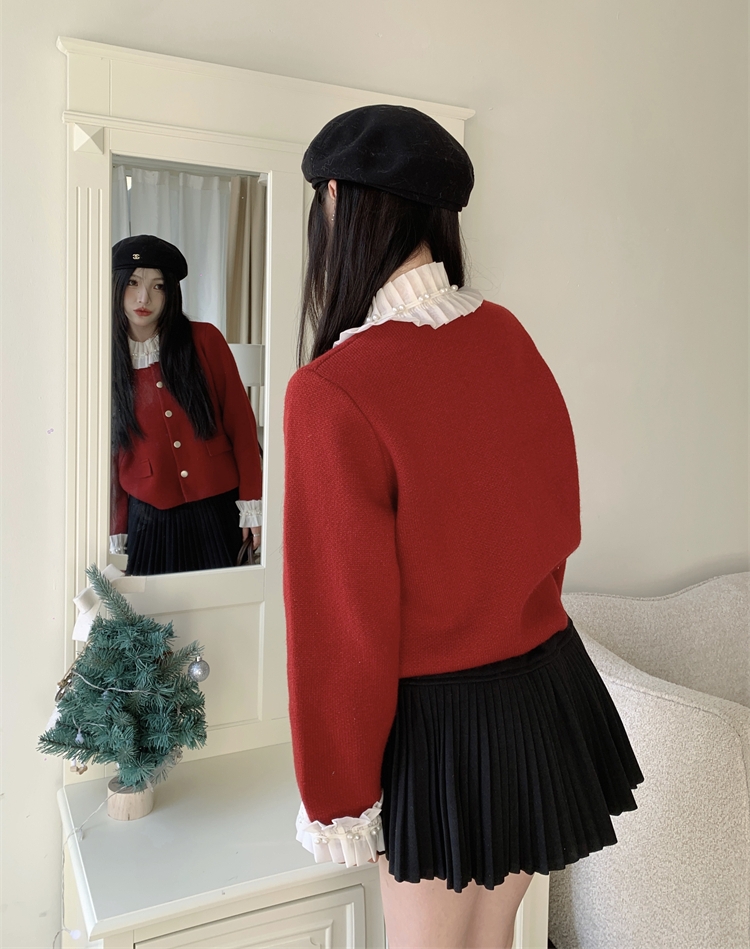 实拍 秋冬新款小香风圣诞红拼接短款开衫毛衣外套女+百褶短裙