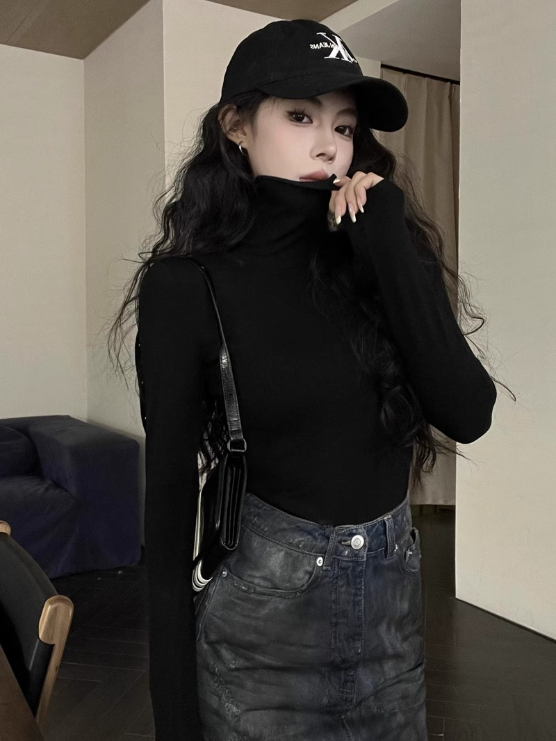 Black tight-fitting turtleneck long-sleeved T-shirt for women in autumn pure lust hot girl slimming bottoming shirt