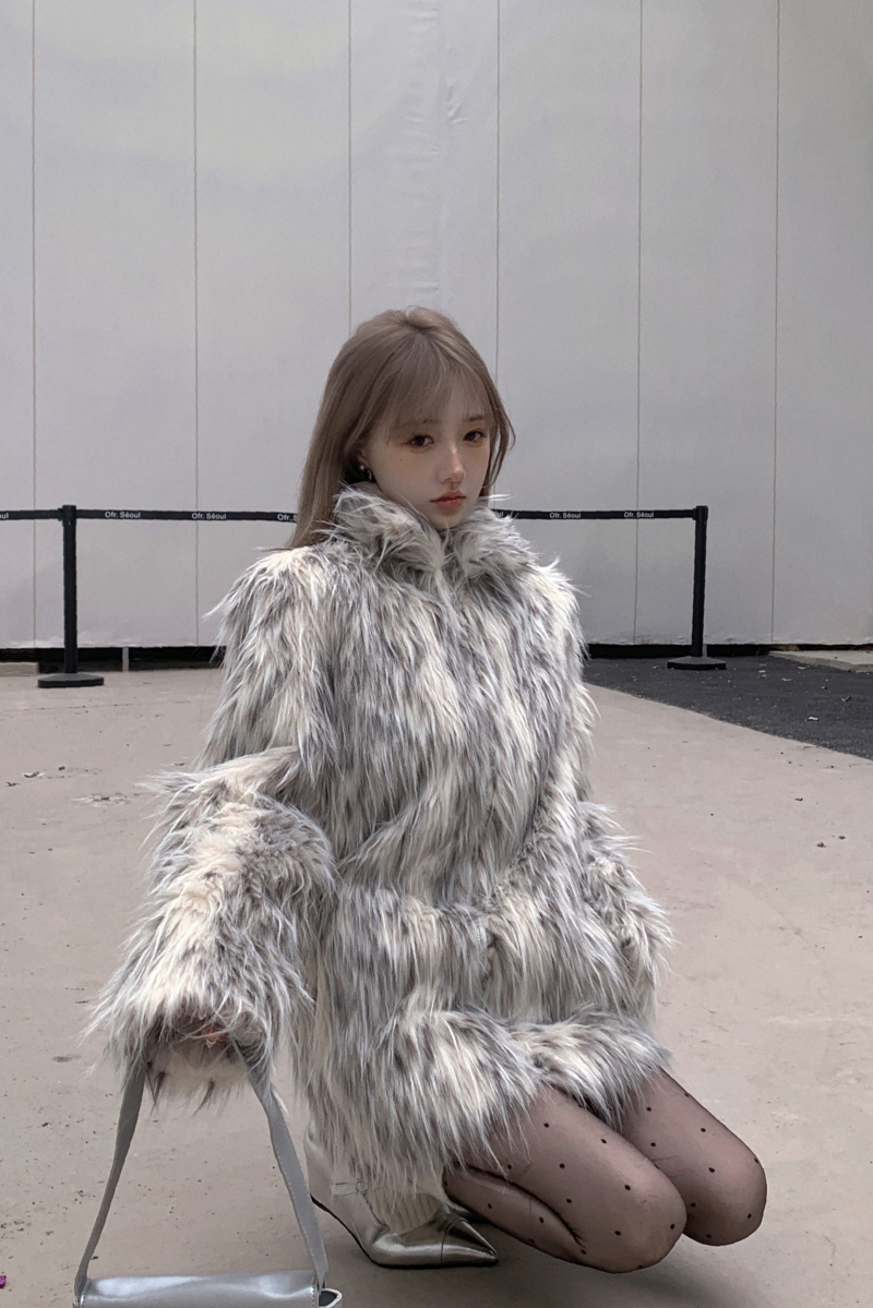 Real shot of fur coat, eco-friendly fox fur coat for women, autumn and winter loose fur all-in-one hot girl coat