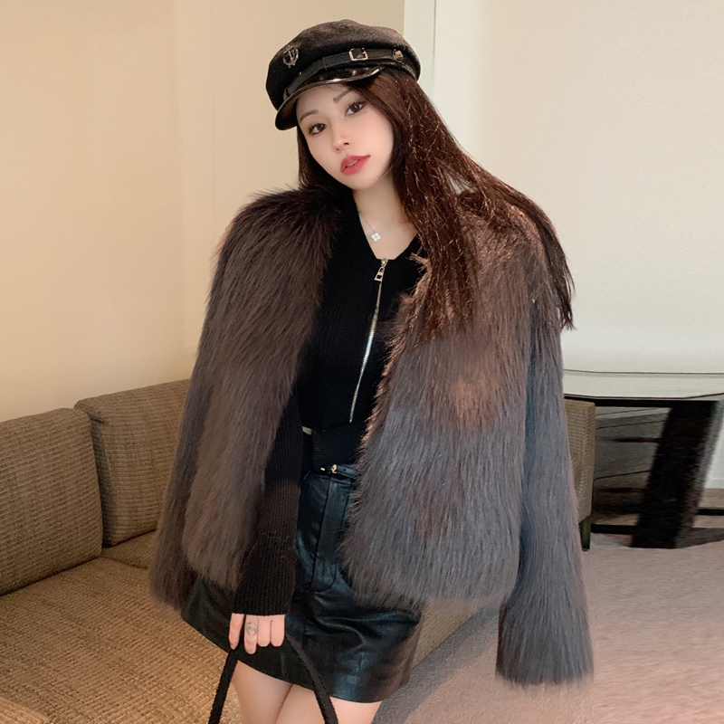 Real shot of fur coat for women in winter new style imitation fox fur short eco-friendly toka fur coat with a small fragrance