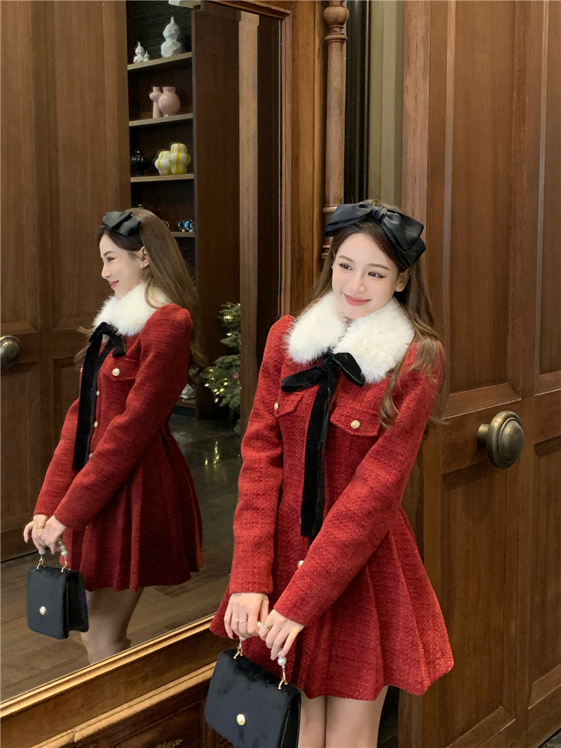 Real shot ~ New Year's shirt, high-end socialite Xiaoxiang style dress with detachable fur collar