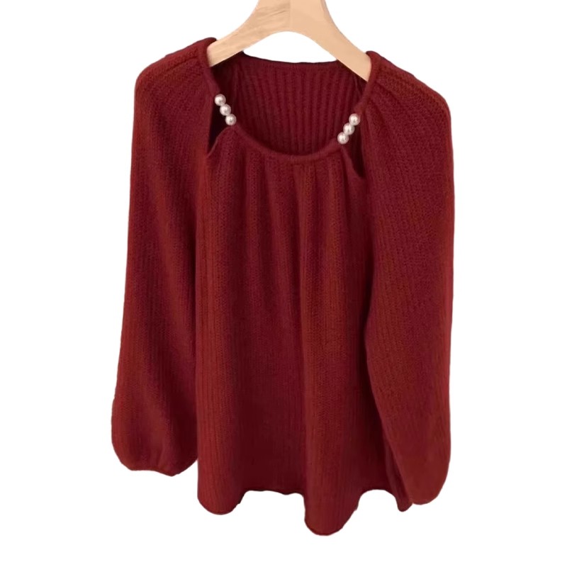 High-end New Year's red sweater for women in autumn and winter, new design, bottoming shirt, loose knitted top