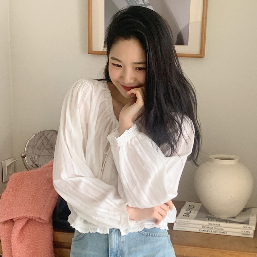 韩国chic复古甜美气质圆领系带蕾丝花边泡泡袖白色衬衫上衣