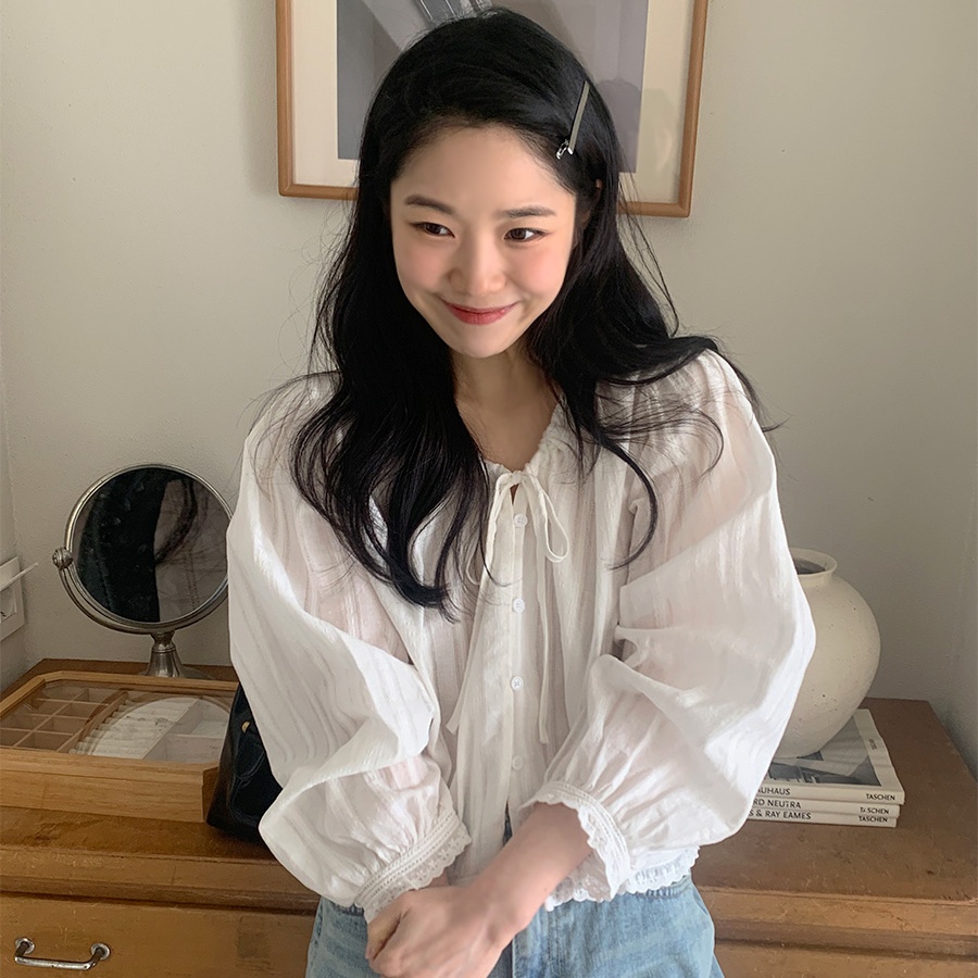 韩国chic复古甜美气质圆领系带蕾丝花边泡泡袖白色衬衫上衣