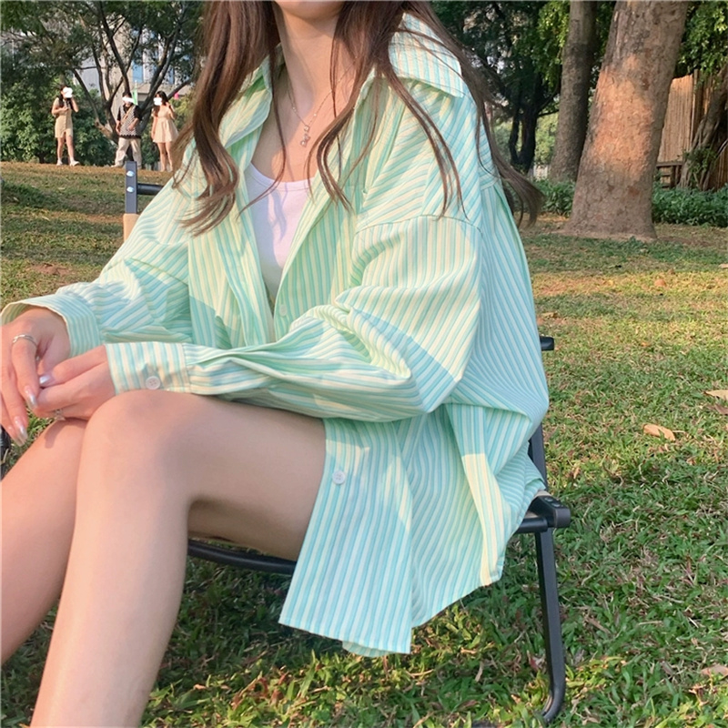 2024 Summer New Green Striped Shirt Women's Small Design Niche Sun Protection Clothing Versatile Top